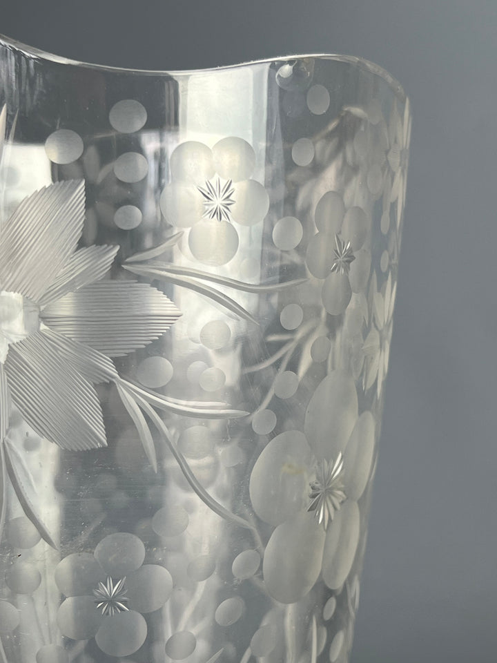 Vaso cristallo decoro floreale inciso