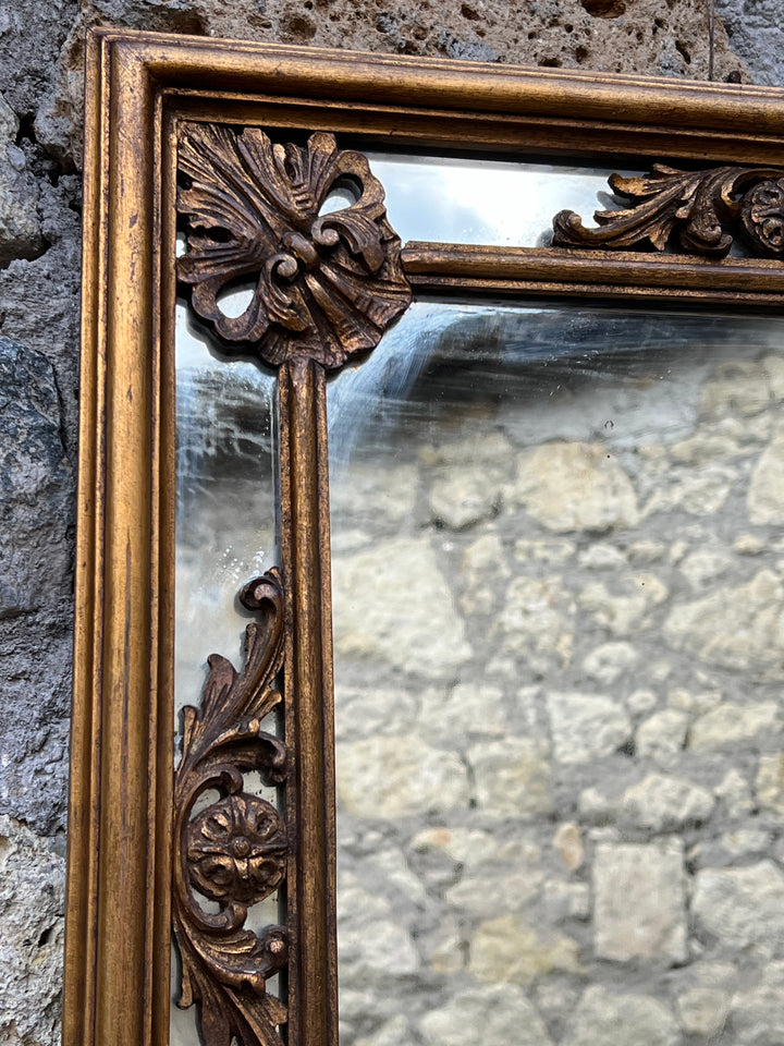 Specchio cornice dorata lavorata