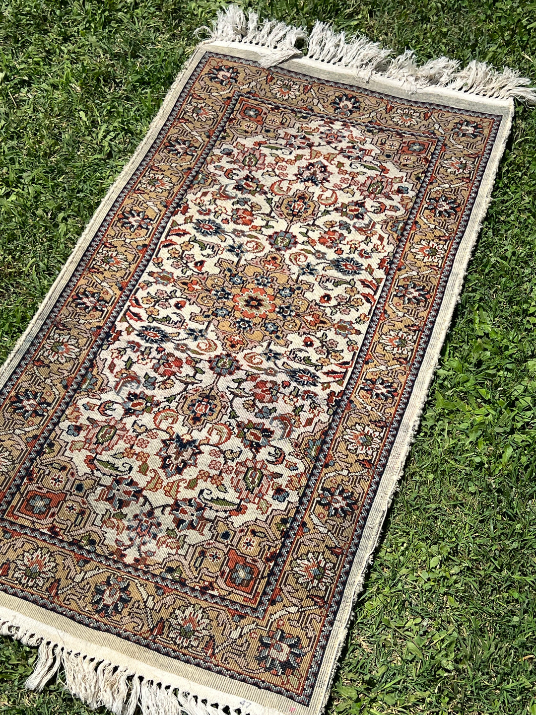 Tappeto orientale 142x67 cm