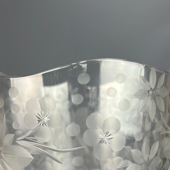 Vaso cristallo decoro floreale inciso