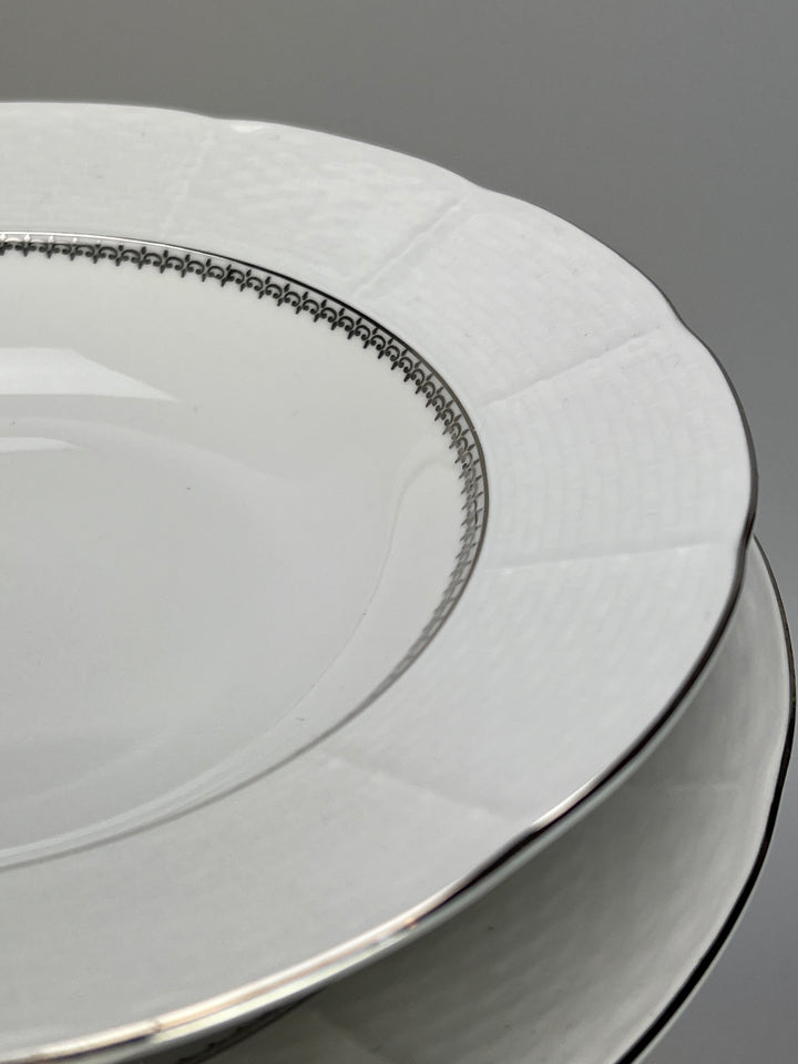 Servizio piatti Thun Czechoslovakia dodici persone decoro argento