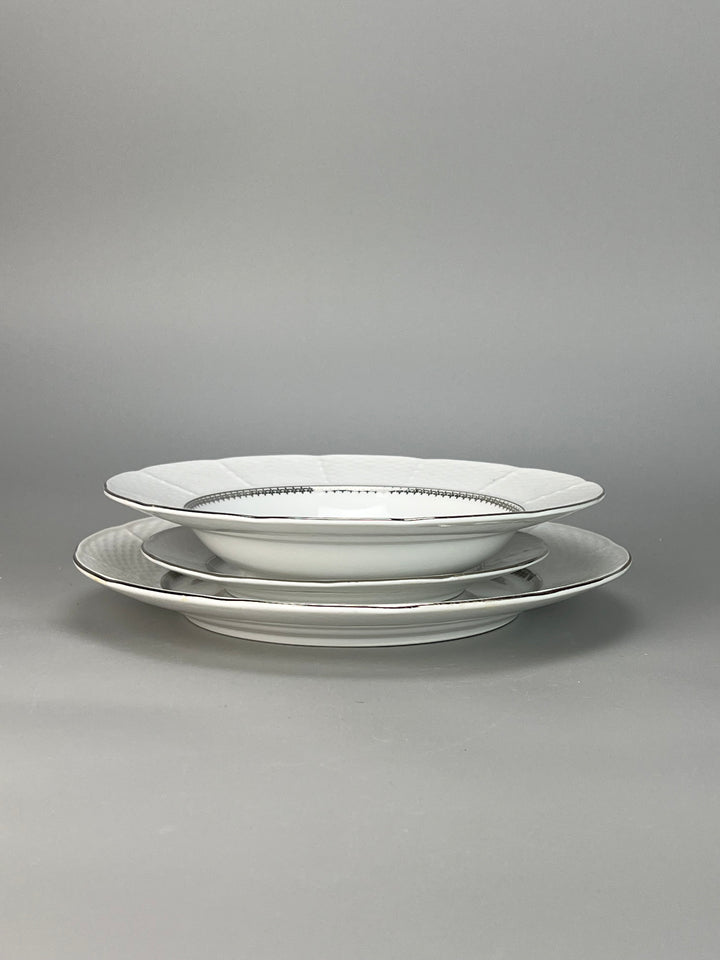 Servizio piatti Thun Czechoslovakia dodici persone decoro argento