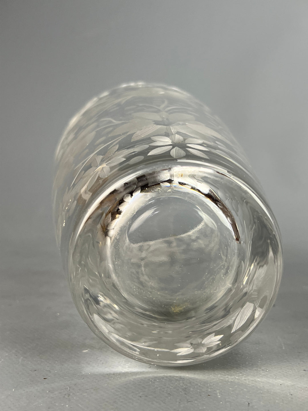 Vaso cristallo decoro floreale inciso