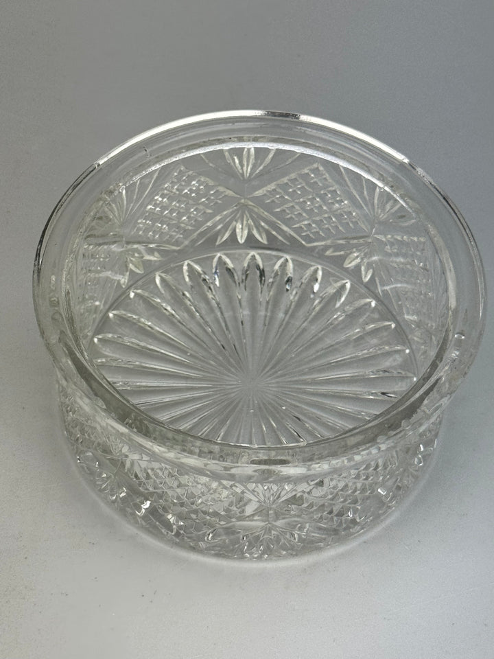 Formaggiera vintage in Vetro con coperchio e vassoio in silverplate