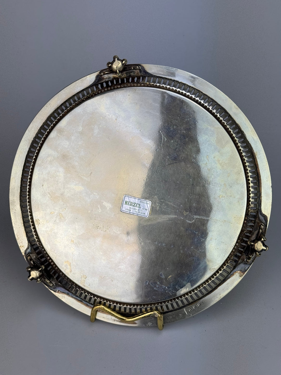 Vassoio con piedini vintage in silverplate Atkin Brothers primi ‘900