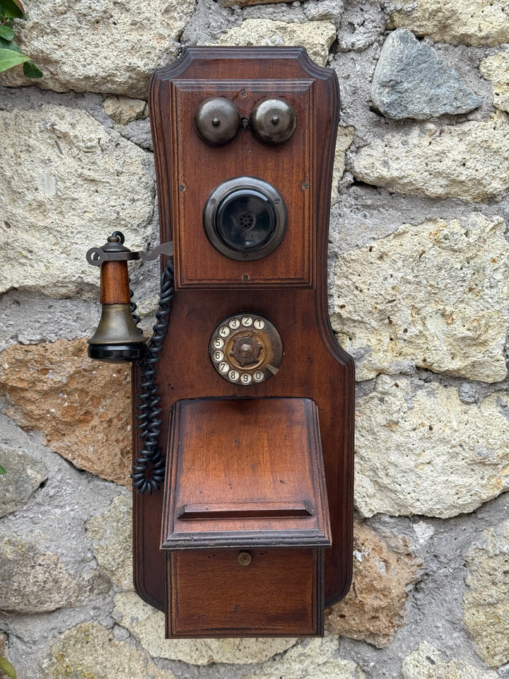 Telefono da parete in legno stile vintage primi '900
