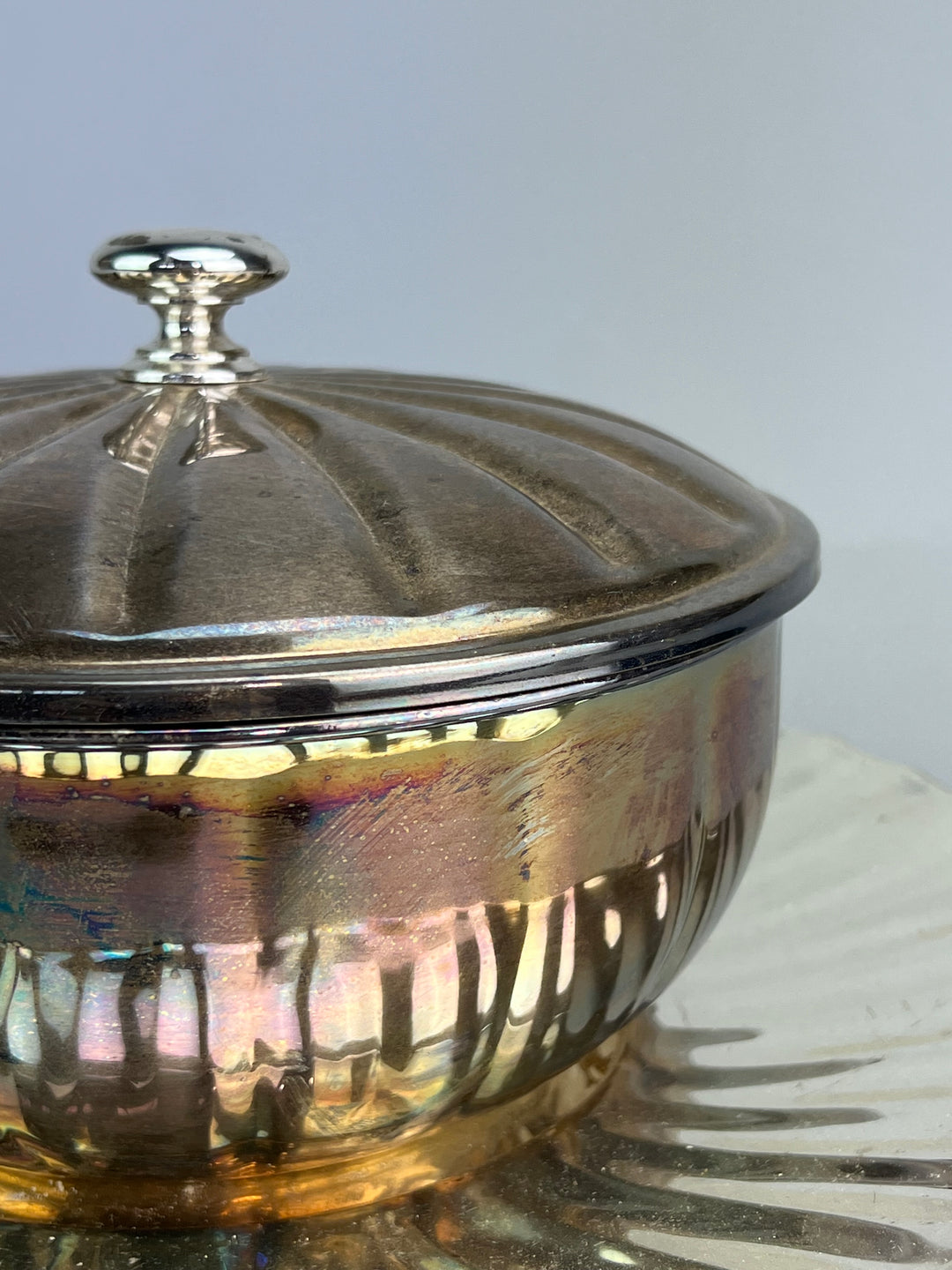 Centrotavola vintage in silverplate, Ciotola con coperchio e piatto coordinato