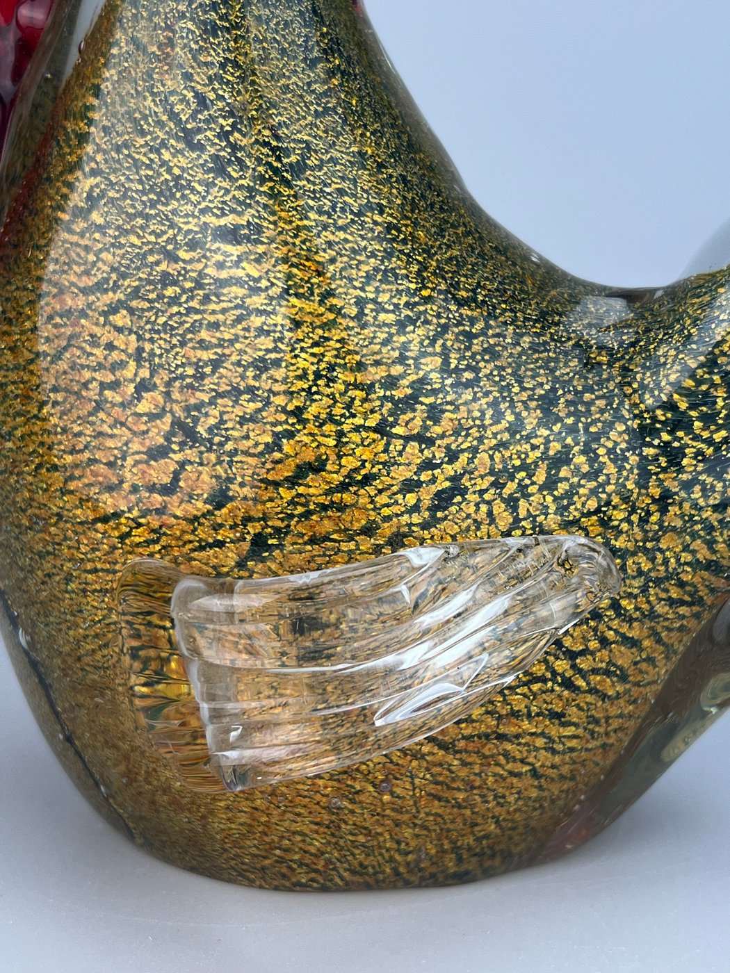 Scultura Gallo in vetro soffiato con foglia d’oro