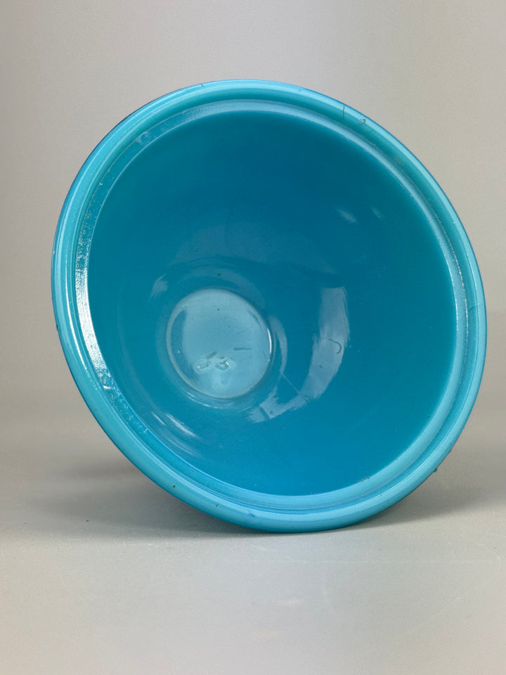 Ciotolina in vetro opalino azzurro con piede