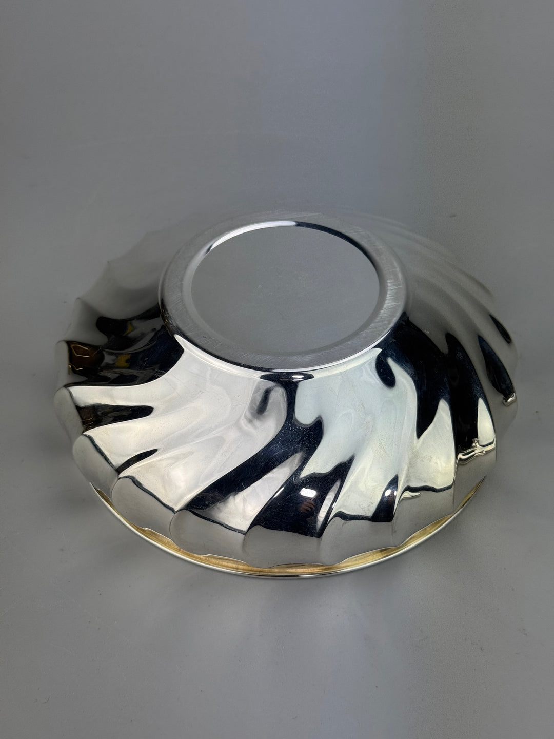 Scatola porta bon bon OLRI silverplated con coperchio