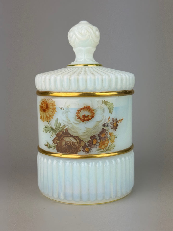 Porta bon bon vintage in vetro opalino bianco con decoro floreale