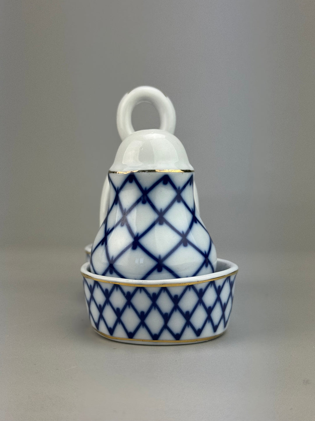 Set Sale e Pepe in porcellana con decoro blu completo di vassoio