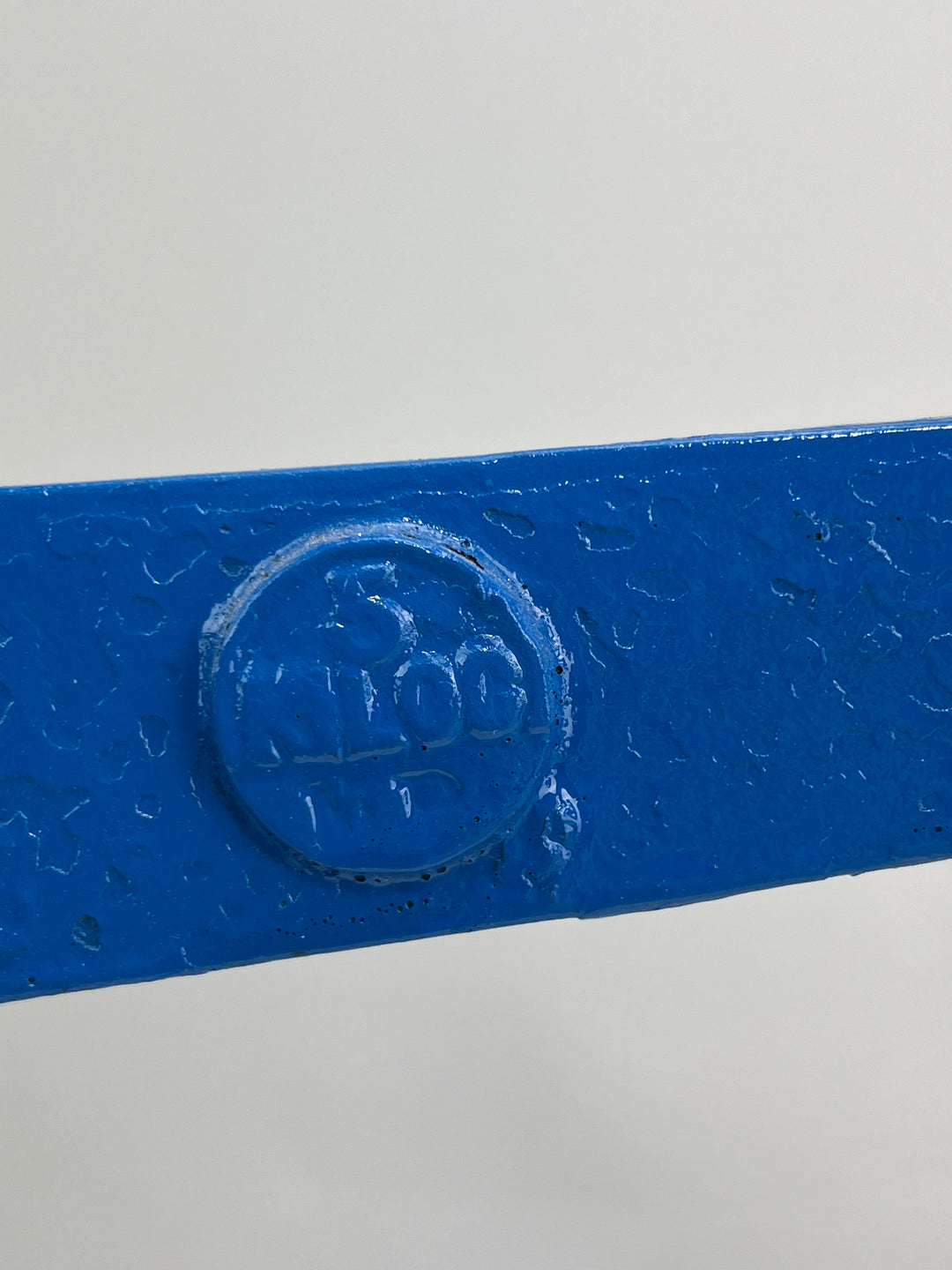 Bilancia vintage in ghisa con piatti in ottone