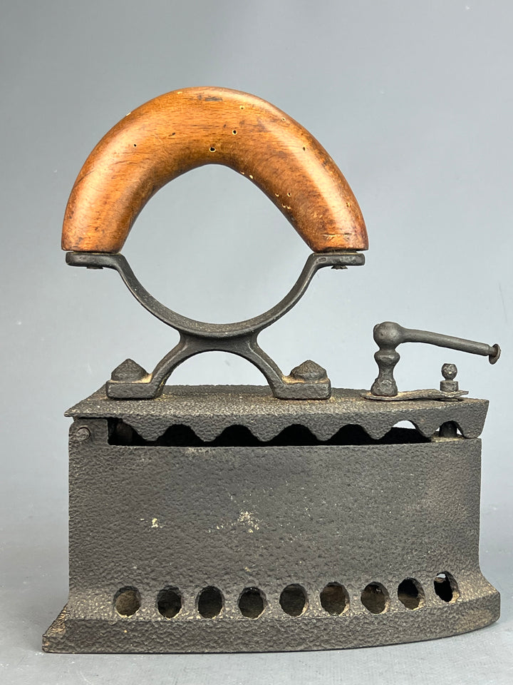 Antico Ferro da stiro ghisa e legno vintage
