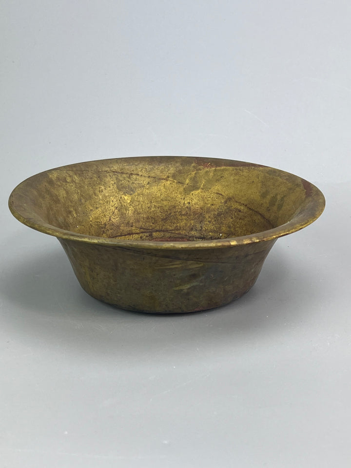 Bilancia vintage in ghisa con piatti in ottone