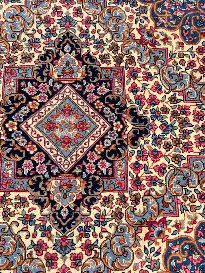 Tappeto Berkana Royal Mongolia 185×165 cm