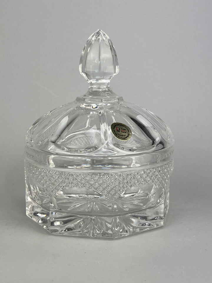 Porta bon bon in cristallo molato con coperchio