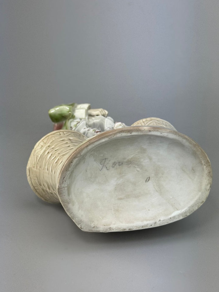 Statua portapenne portafiori in ceramica smaltata Figura galante