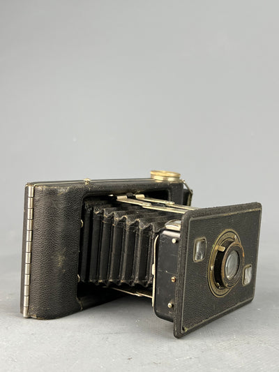 Macchina fotografica a soffietto Kodak Six 20 vintage