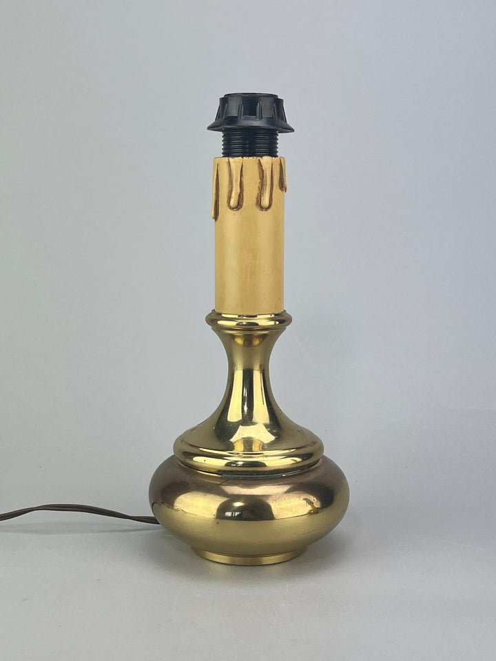 Coppia abat-jour vintage in metallo dorato lucido anni ’70