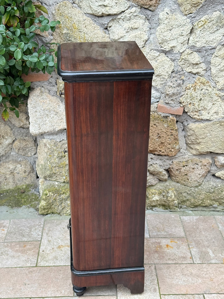 Comodino antico a colonna con anta e due cassetti Italia prima metà Novecento