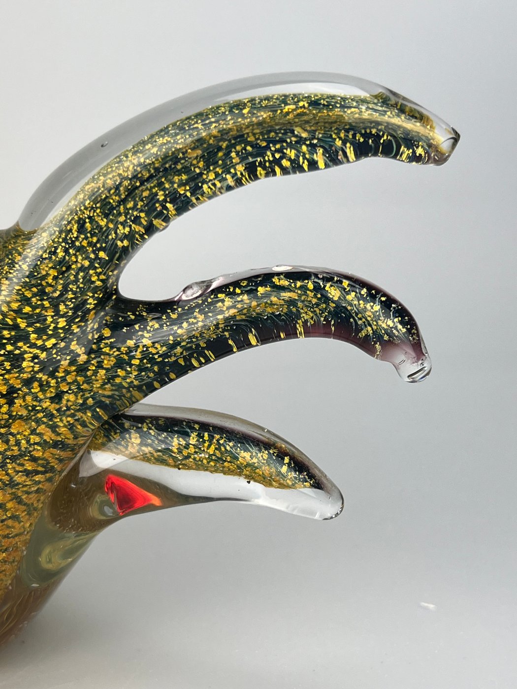 Scultura Gallo in vetro soffiato con foglia d’oro