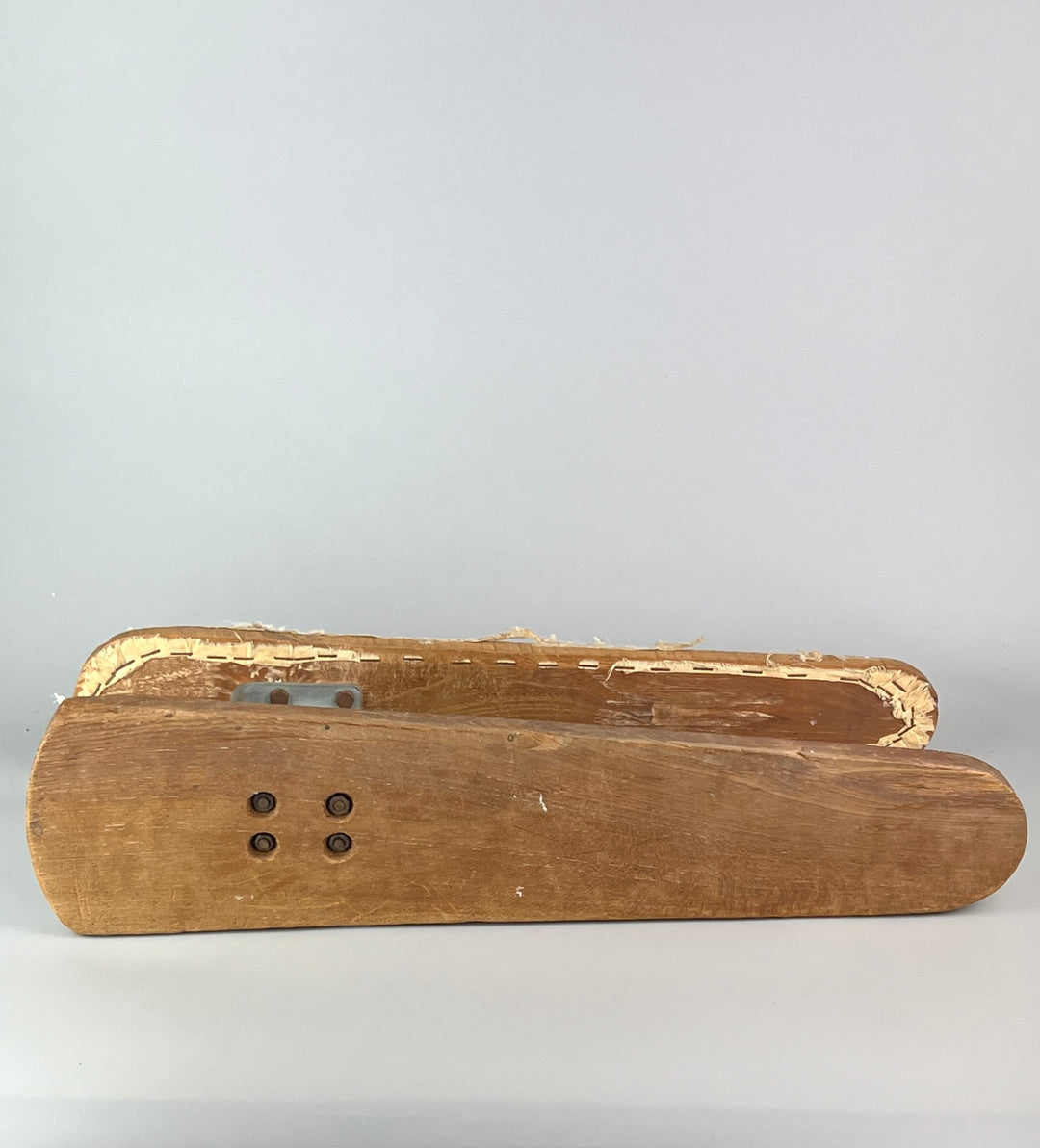 Antico Stiramaniche in legno vintage