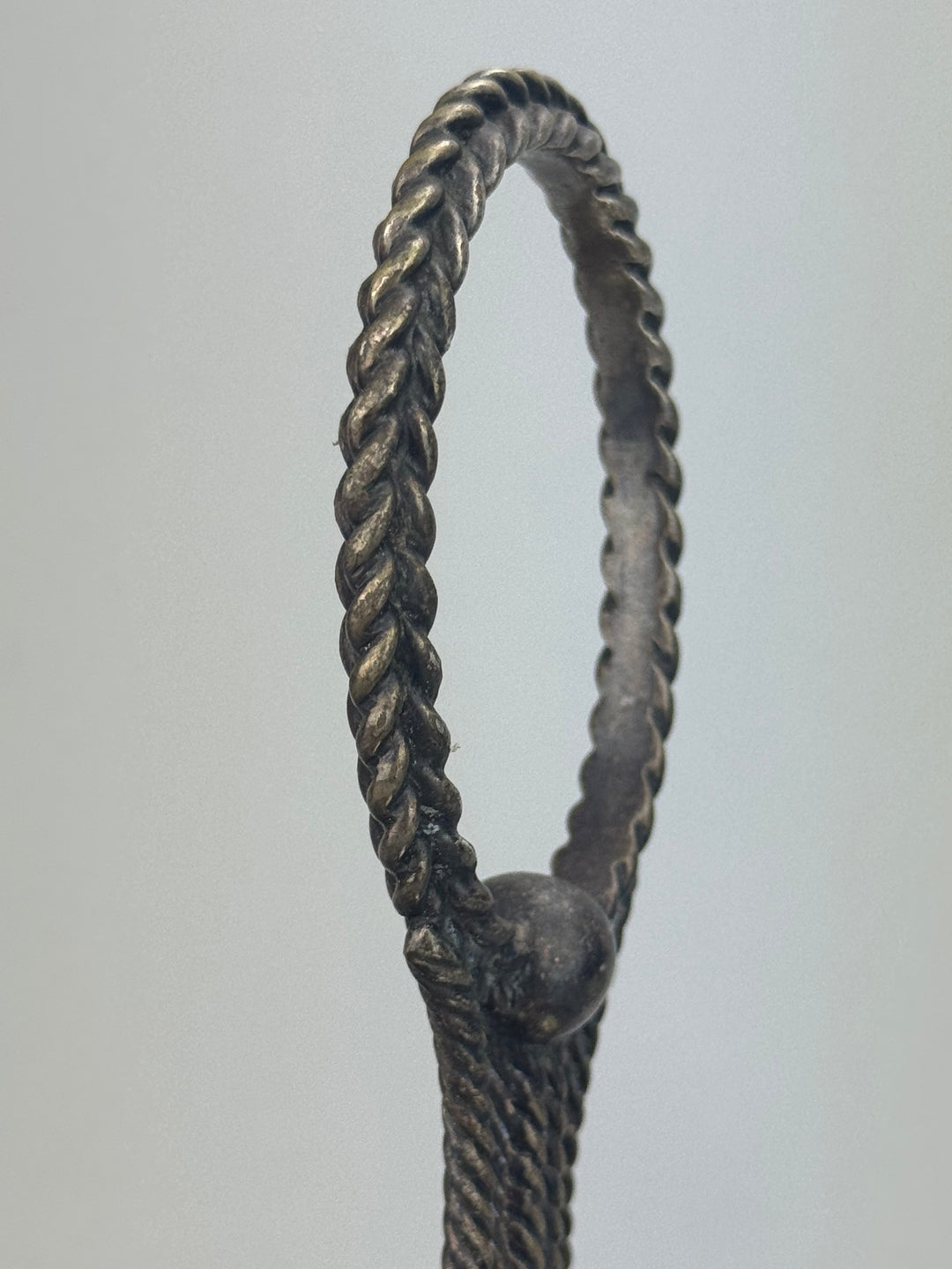 Portabottiglie vintage in silverplate a tre scomparti effetto cestino intrecciato