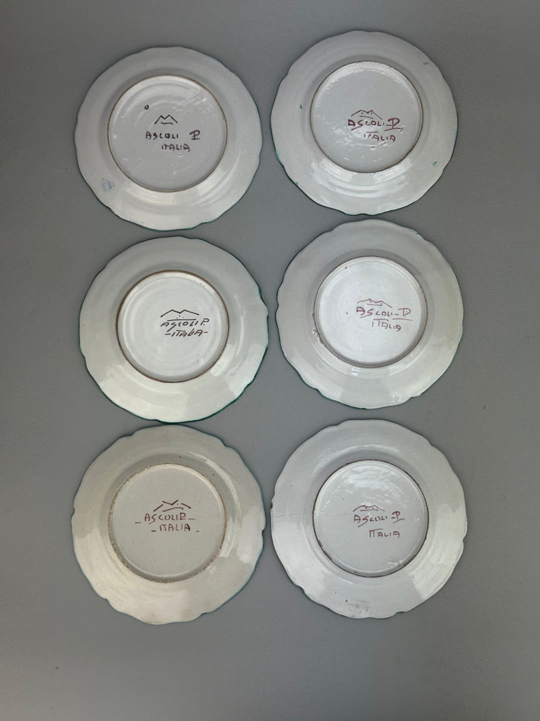 Set 12 piattini da pane in ceramica dipinta a mano Ascoli Piceno decoro floreale