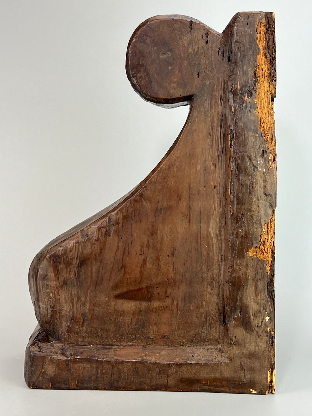 Coppia di capitelli in legno intagliati a mano elementi architettonici antichi
