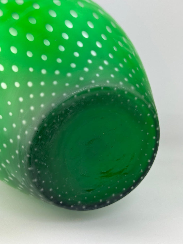 Vaso in vetro di Murano verde smeraldo a pois bianchi soffiato a mano anni ’70