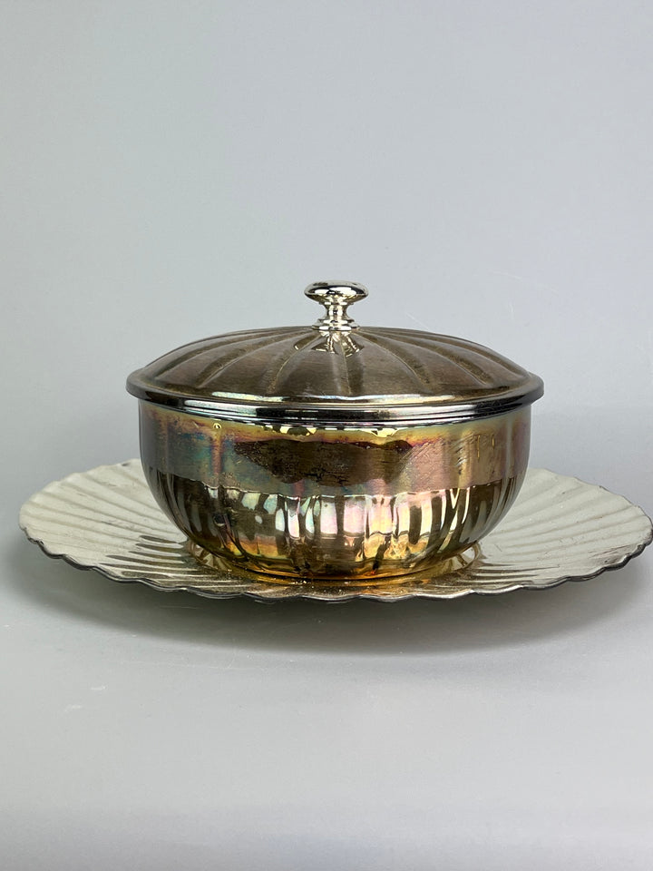 Centrotavola vintage in silverplate, Ciotola con coperchio e piatto coordinato