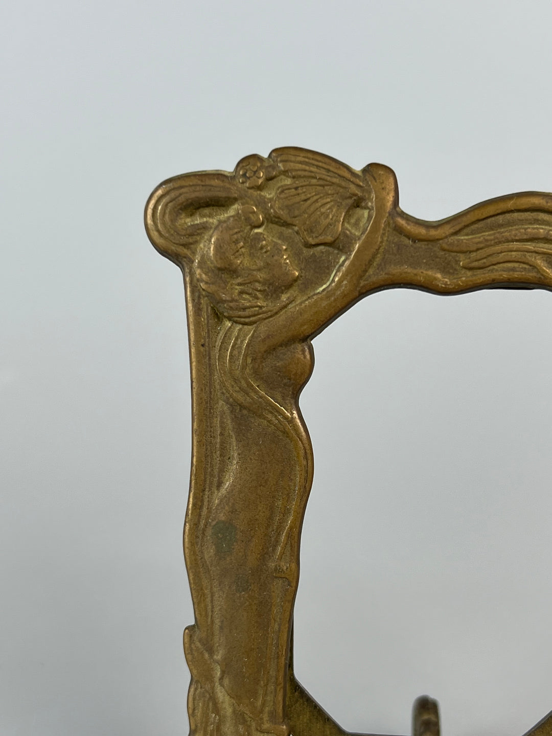 Piccola cornice portafoto in ottone Art Nouveau