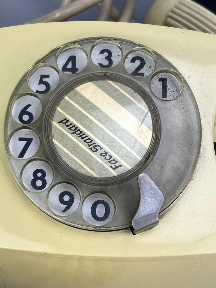 Telefono vintage Face Standard “Lillo” anni ’70