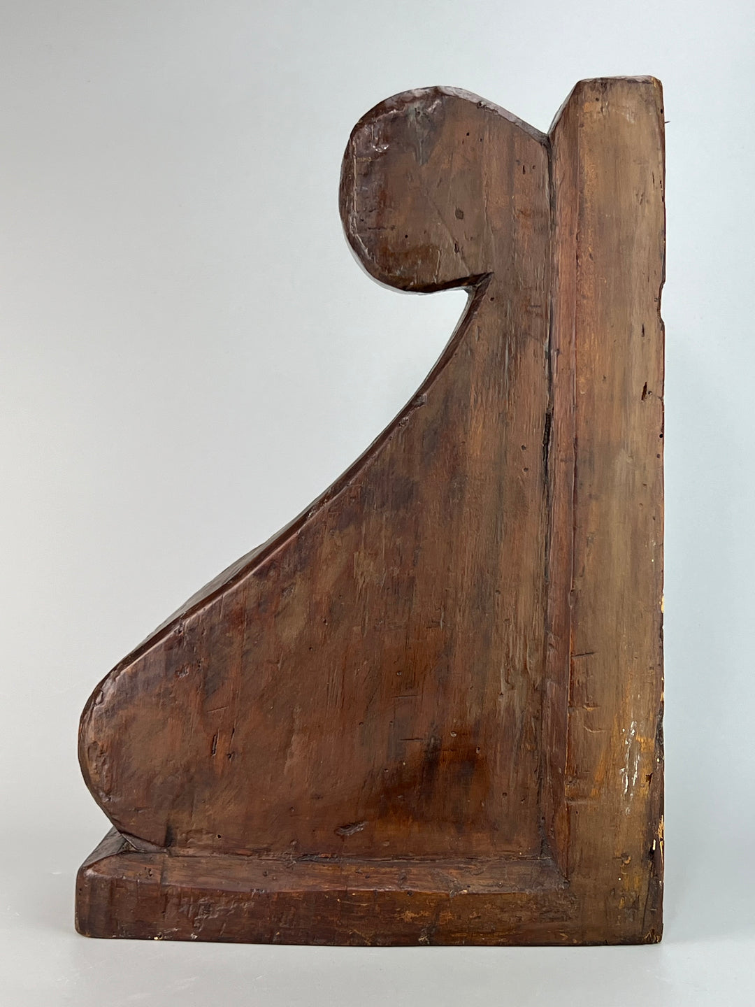 Coppia di capitelli in legno intagliati a mano elementi architettonici antichi