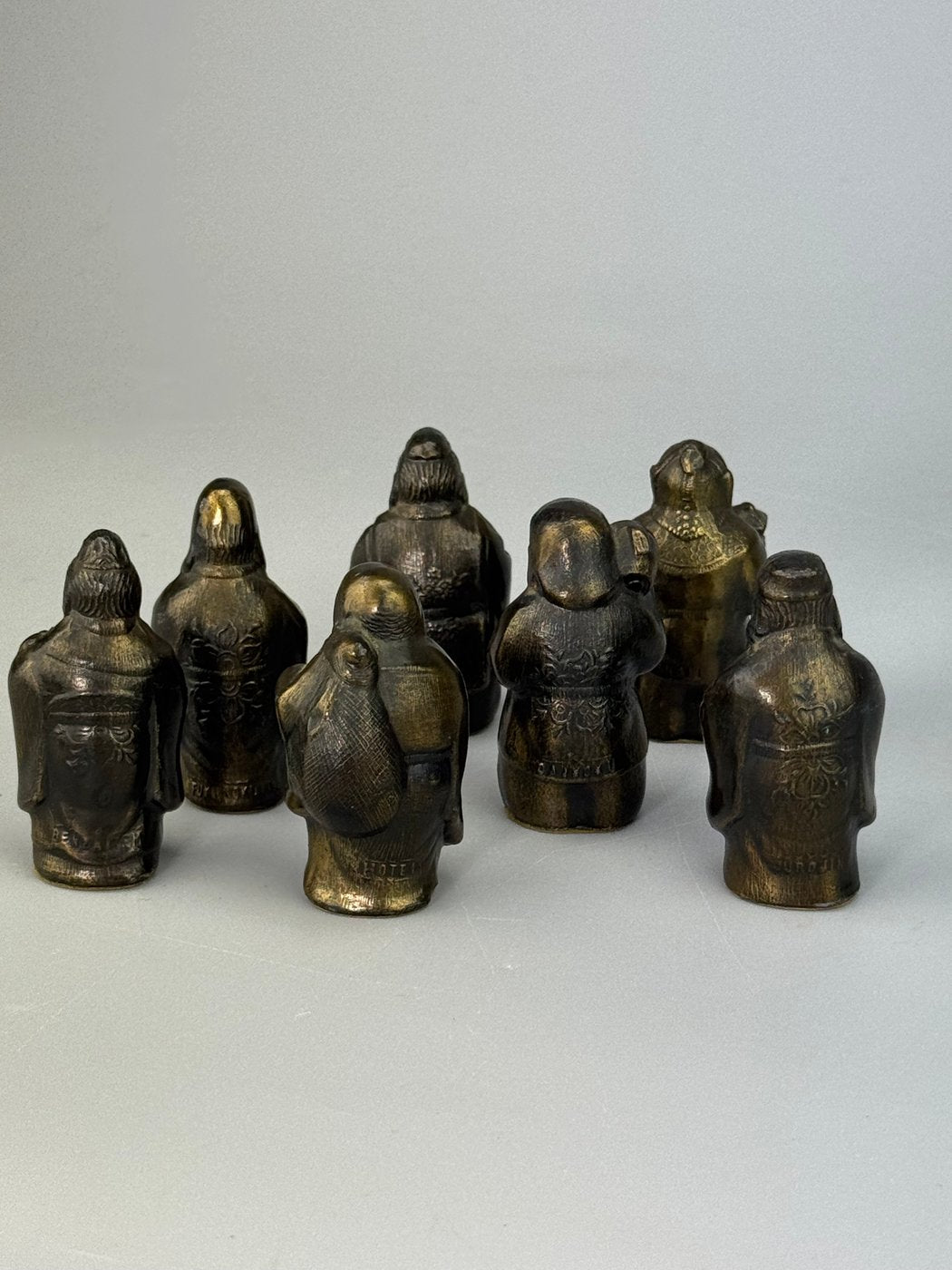 Set di 7 Shichi Fukujin in bronzo Divinità della Fortuna Giapponesi XX secolo