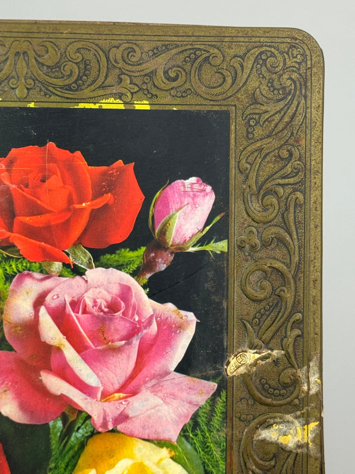 Scatola di latta vintage per torrone Rose e decori floreali dorati