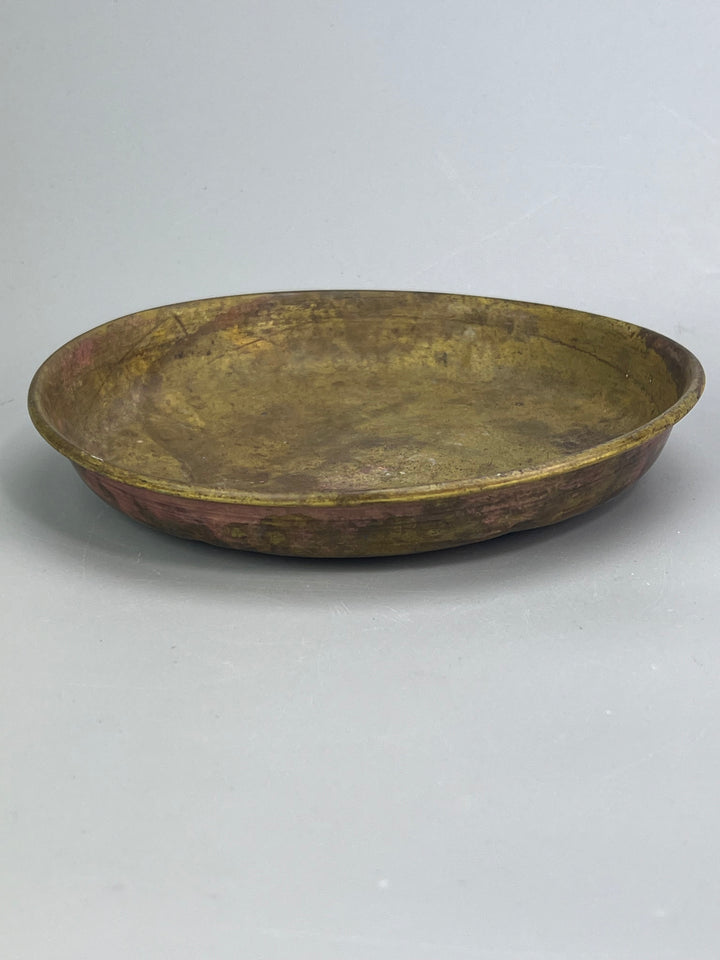 Bilancia vintage in ghisa con piatti in ottone