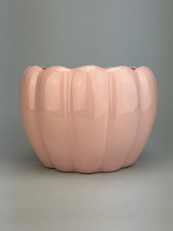 Cachepot vintage in ceramica rosa scanalata