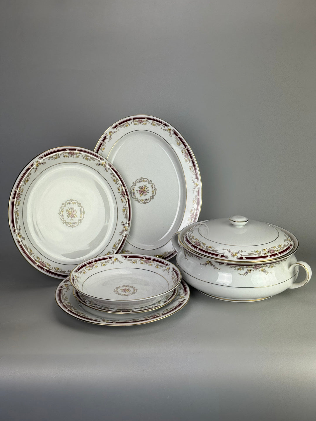 Servizio da tavola vintage per 12 persone Laklain Versailles