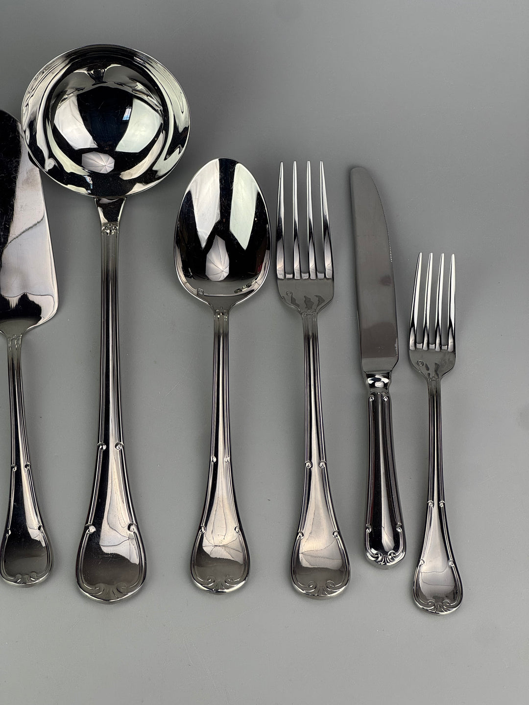 Servizio di posate vintage Linea Classica in acciaio per 12 persone