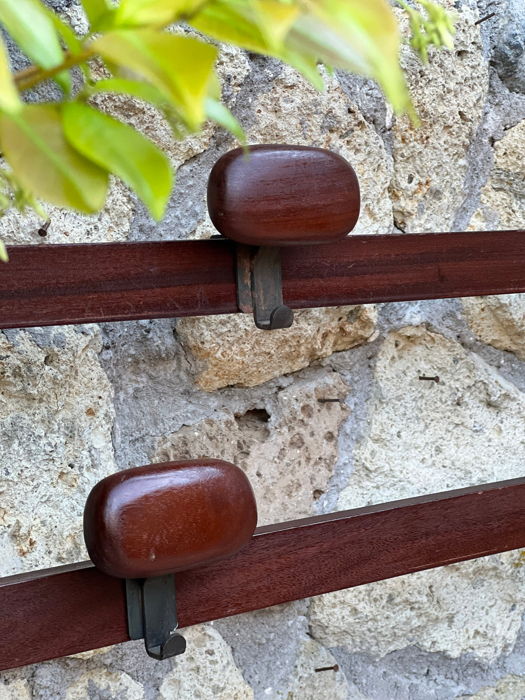 Appendiabiti Longhi per Elam – Design Italiano Modernista