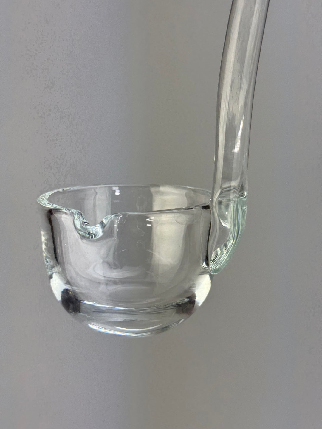 Ciotola vintage da punch in vetro con coperchio e mestolo