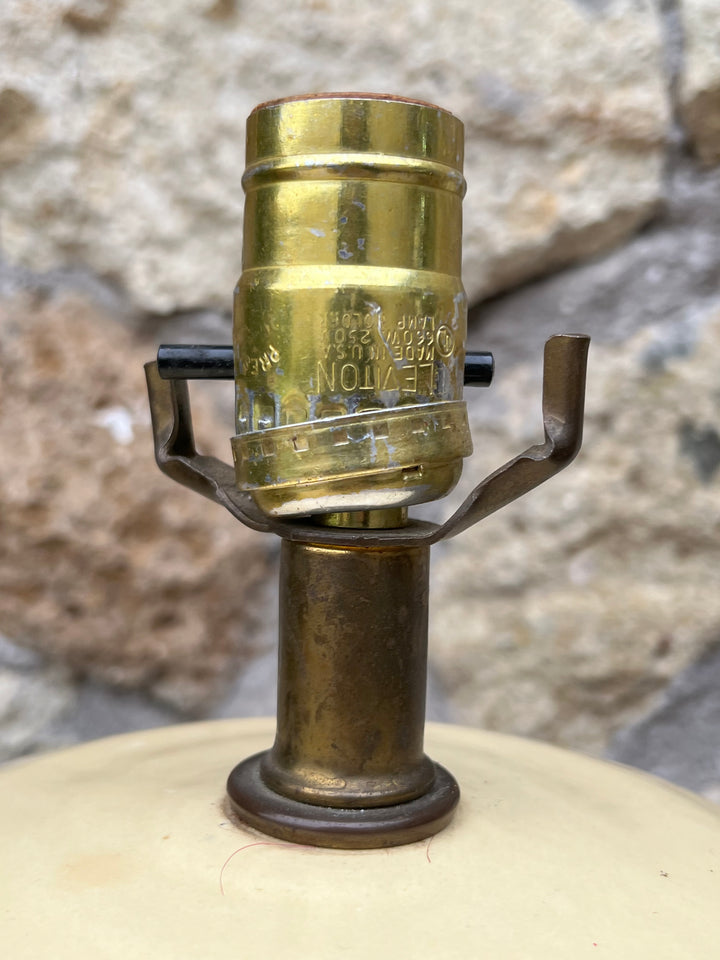 Lampada da tavolo ceramica Leviton