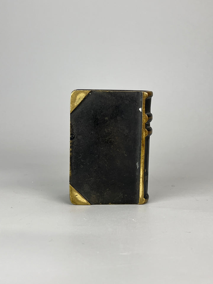 Posacenere bronzo a forma di Libro "Codex Fumandi"