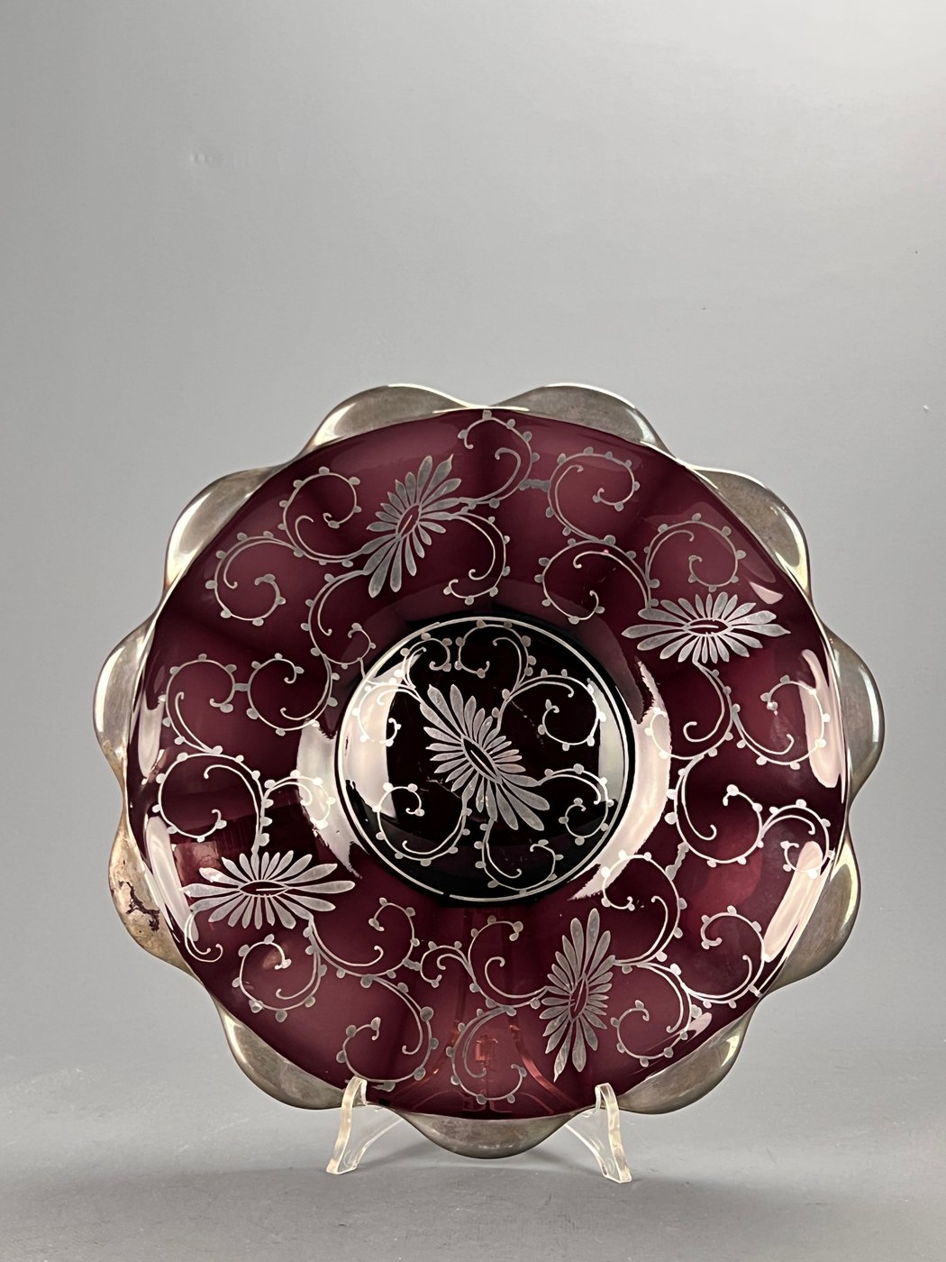 Piatto vetro viola murano decoro argento anni '60