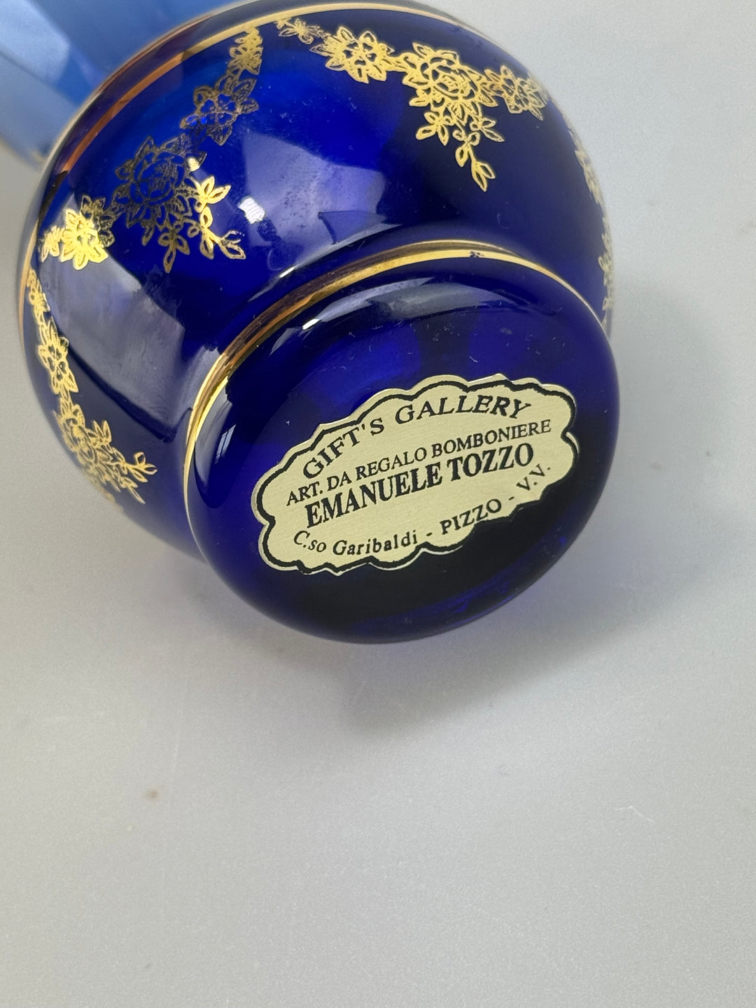 Vasetto in vetro blu con decoro dorato Murano