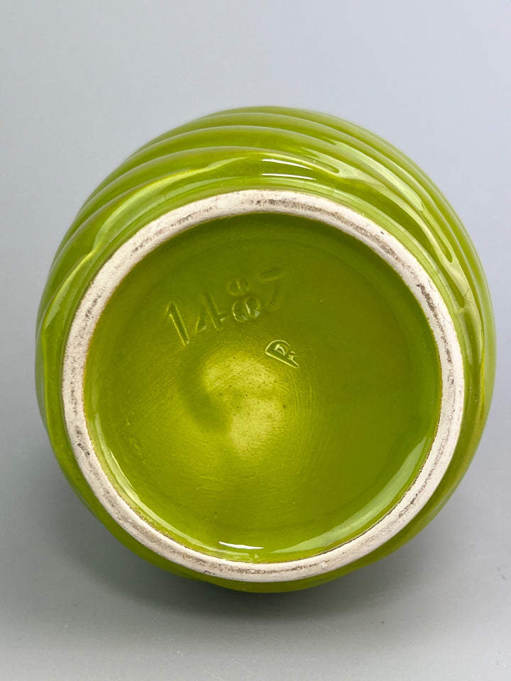 Barattolo vintage in ceramica verde a spirale