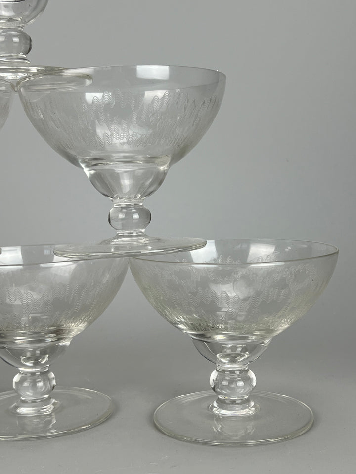 Set dodici coppe champagne cristallo inciso