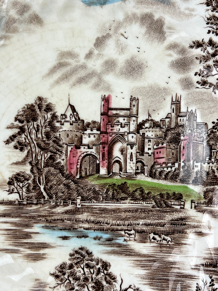 Piatto porcellana Johnson Bros decoro Ancient Towers